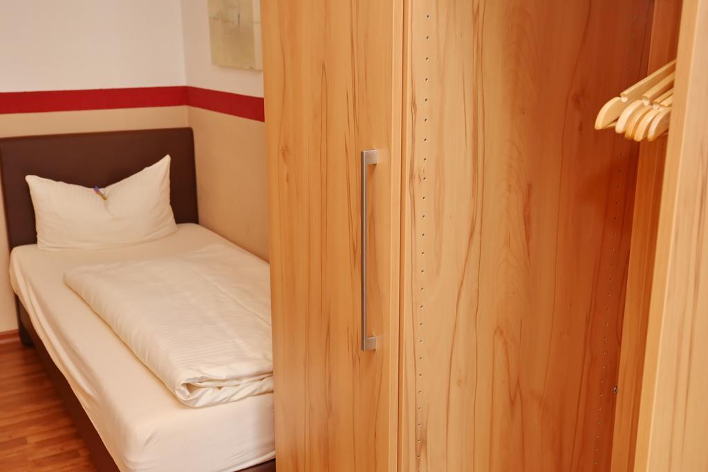 Astoria Easy Hotel