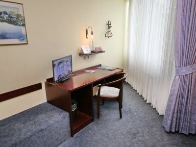 Astoria Easy Hotel