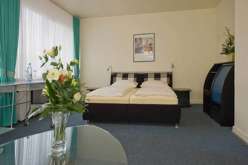 Astoria Easy Hotel
