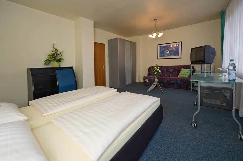 Hotel Astoria Easy 3*